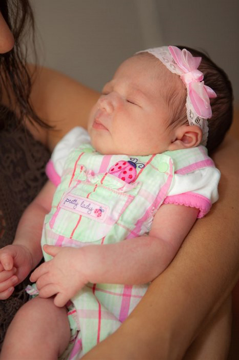 adele1mo-07